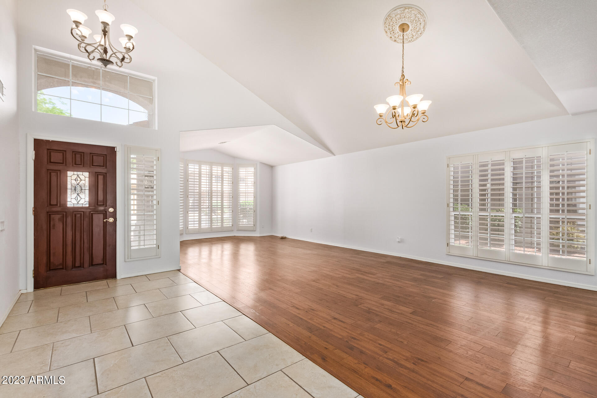 909 West Kathleen Road Phoenix, AZ 85023 - Photo 6 of 38 0005-05 - Kathleen