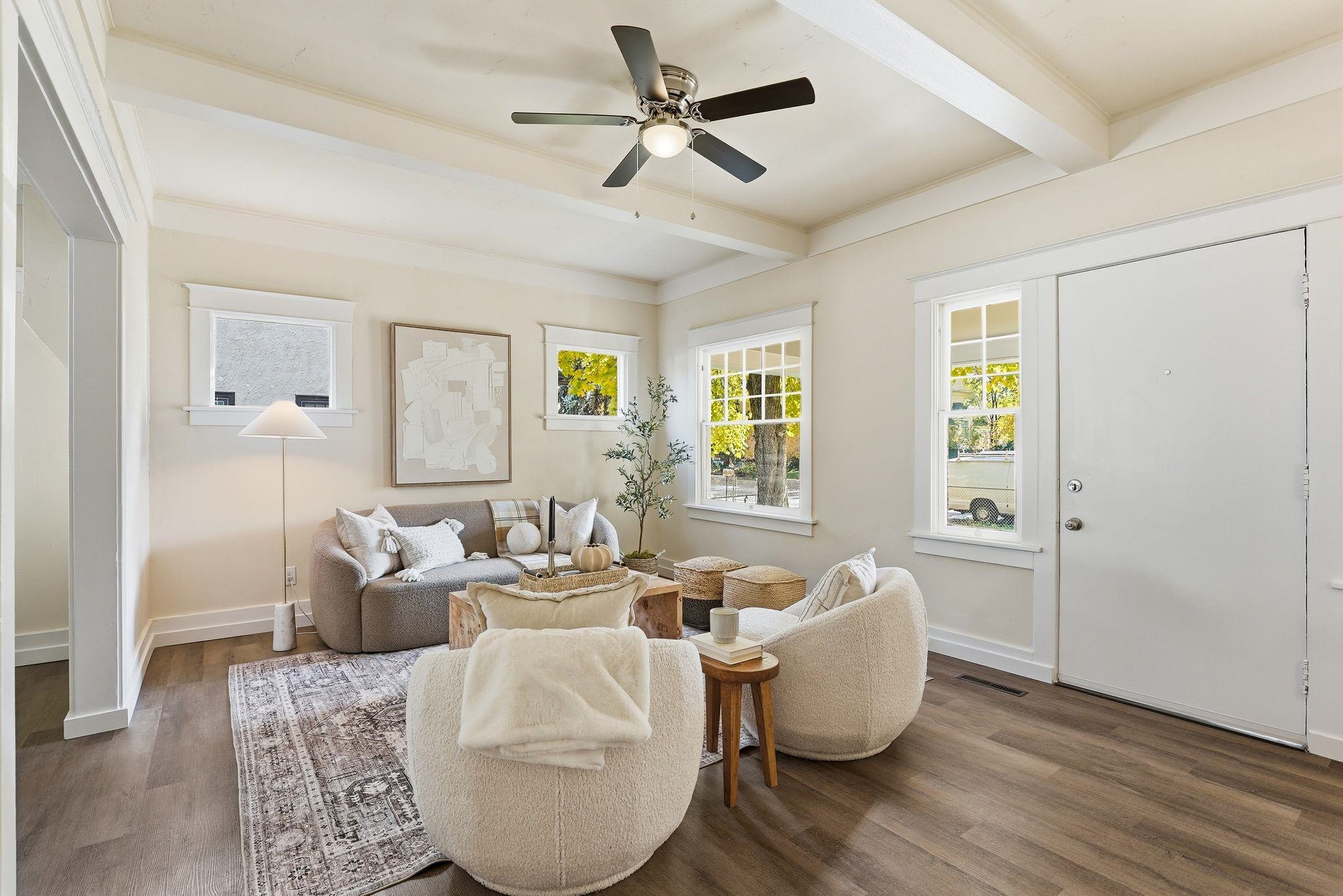 438 West Cleveland Avenue Spokane, WA 99205 - Photo 6 of 48