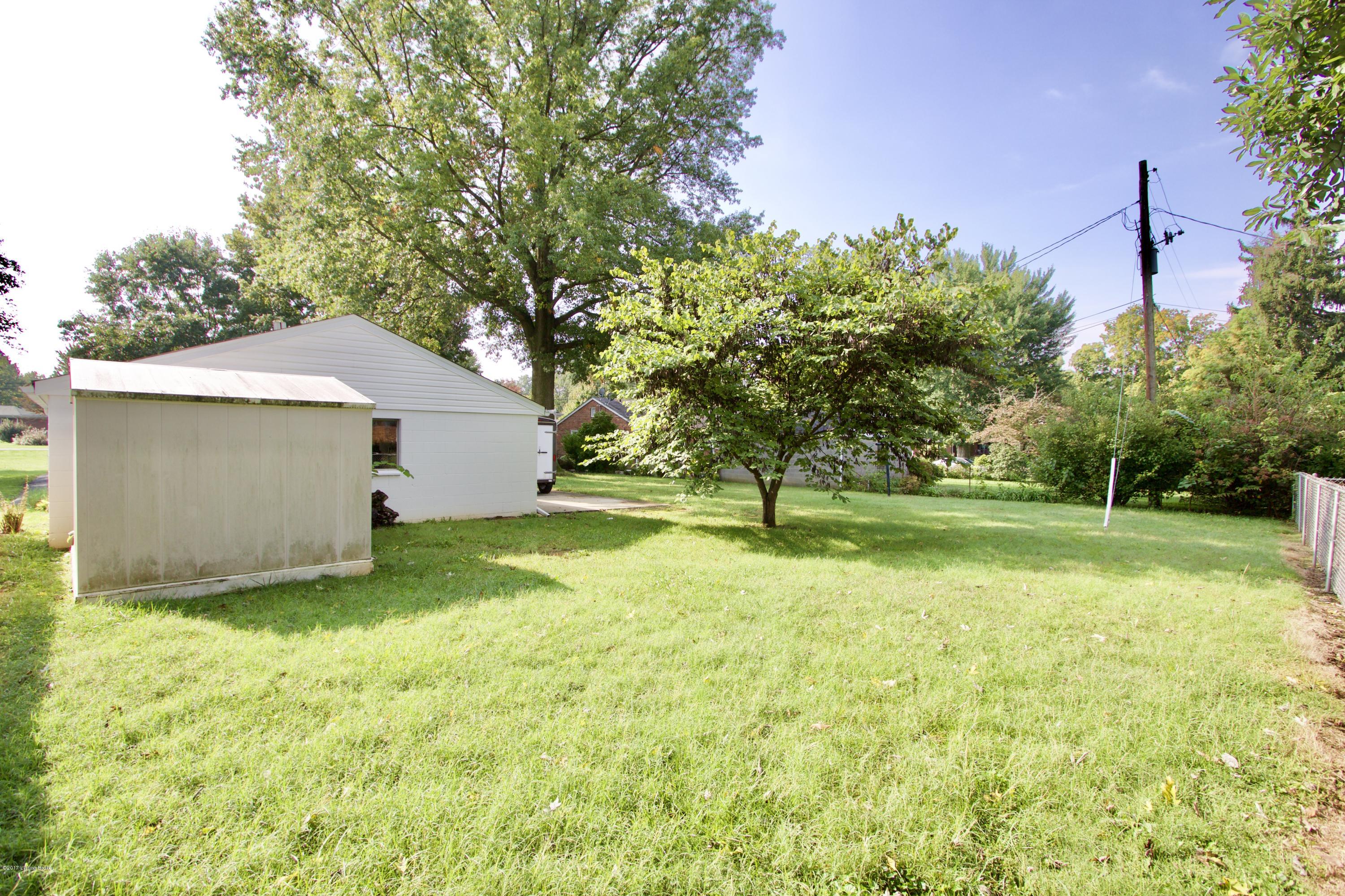 4313 Lowe Road Louisville, KY 40220 - Photo 35 of 39 fullsizeoutput_13cf