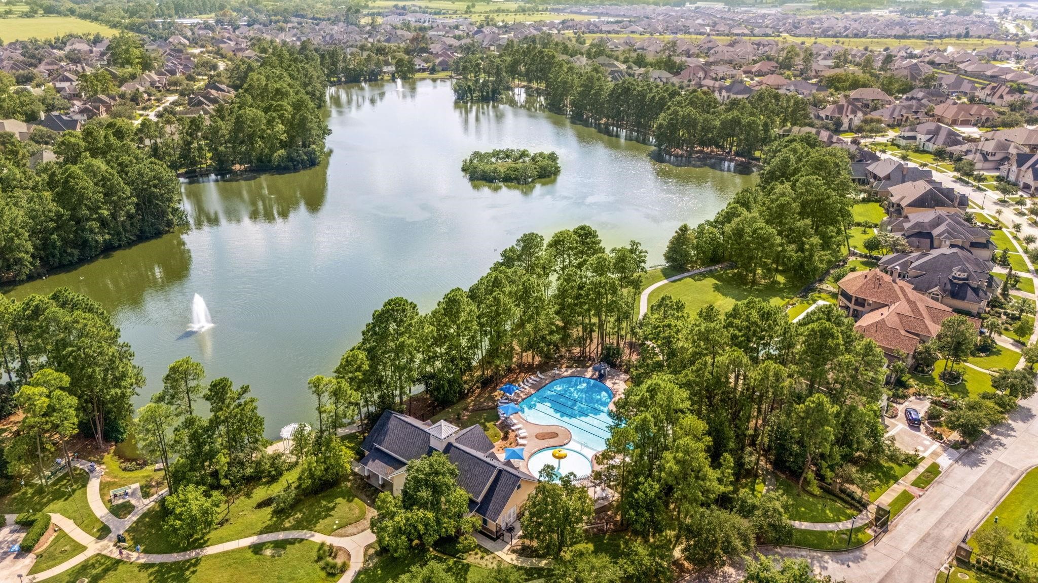 6611 Knollbridge Lane Spring, TX 77379 - Photo 34 of 40 an aerial view of lake residential house with outdoor space and trees around