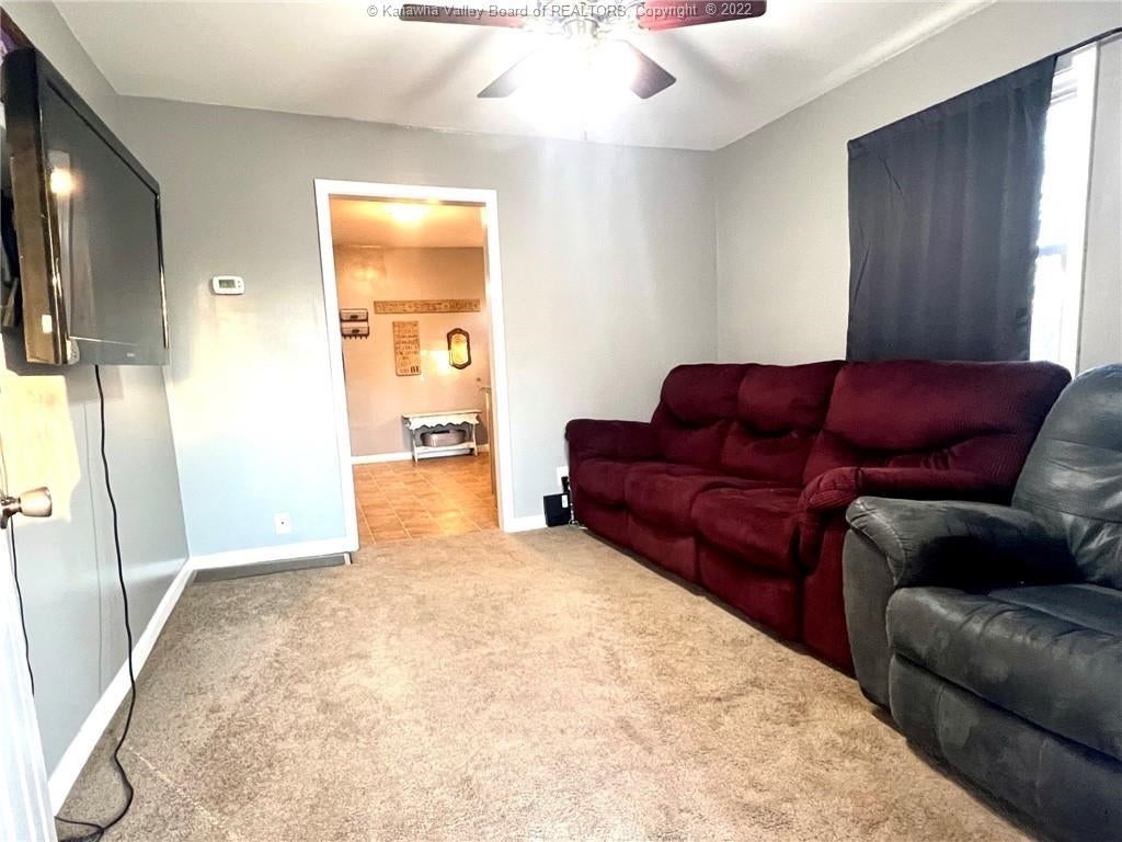 116 Trace Creek Road Fraziers Bottom, WV 25082 - Photo 4 of 15 Gallery Image 4