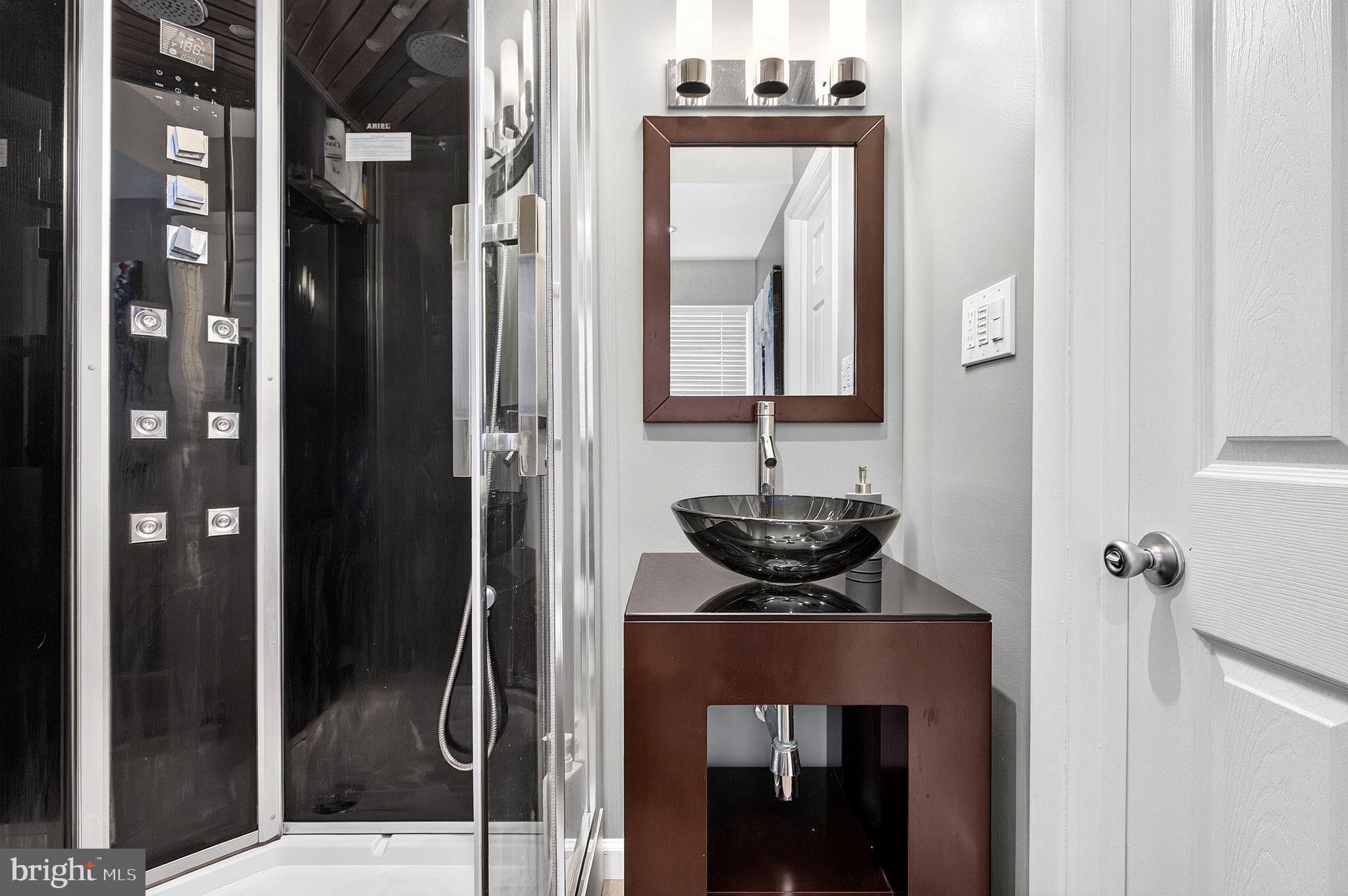321 Buttonwood Street Hamilton, NJ 08619 - Photo 21 of 42 Updated bathroom with contemporary styling