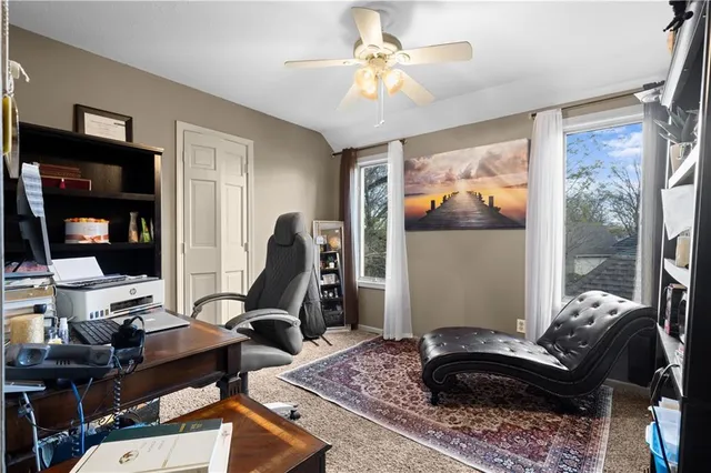 $574,999 | 132 The Woodlands Drive, Gladstone, MO 64119