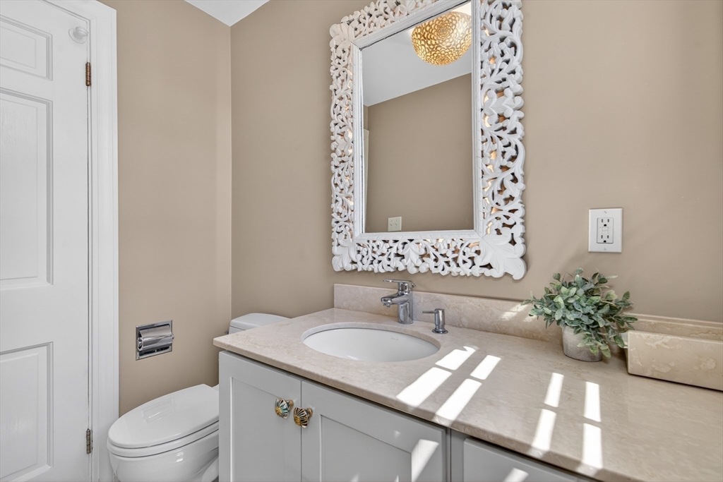 16 Lancaster Road Newton, MA 02458 - Photo 13 of 27
