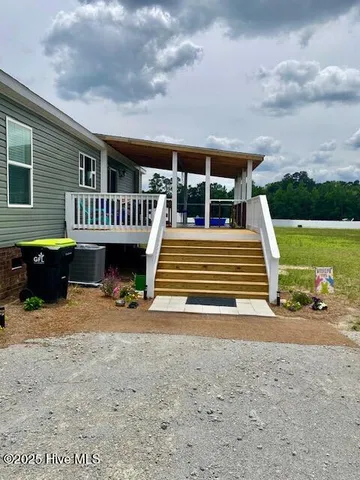 $267,000 | 1704 Harrelsonville Road, Whiteville, NC 28472