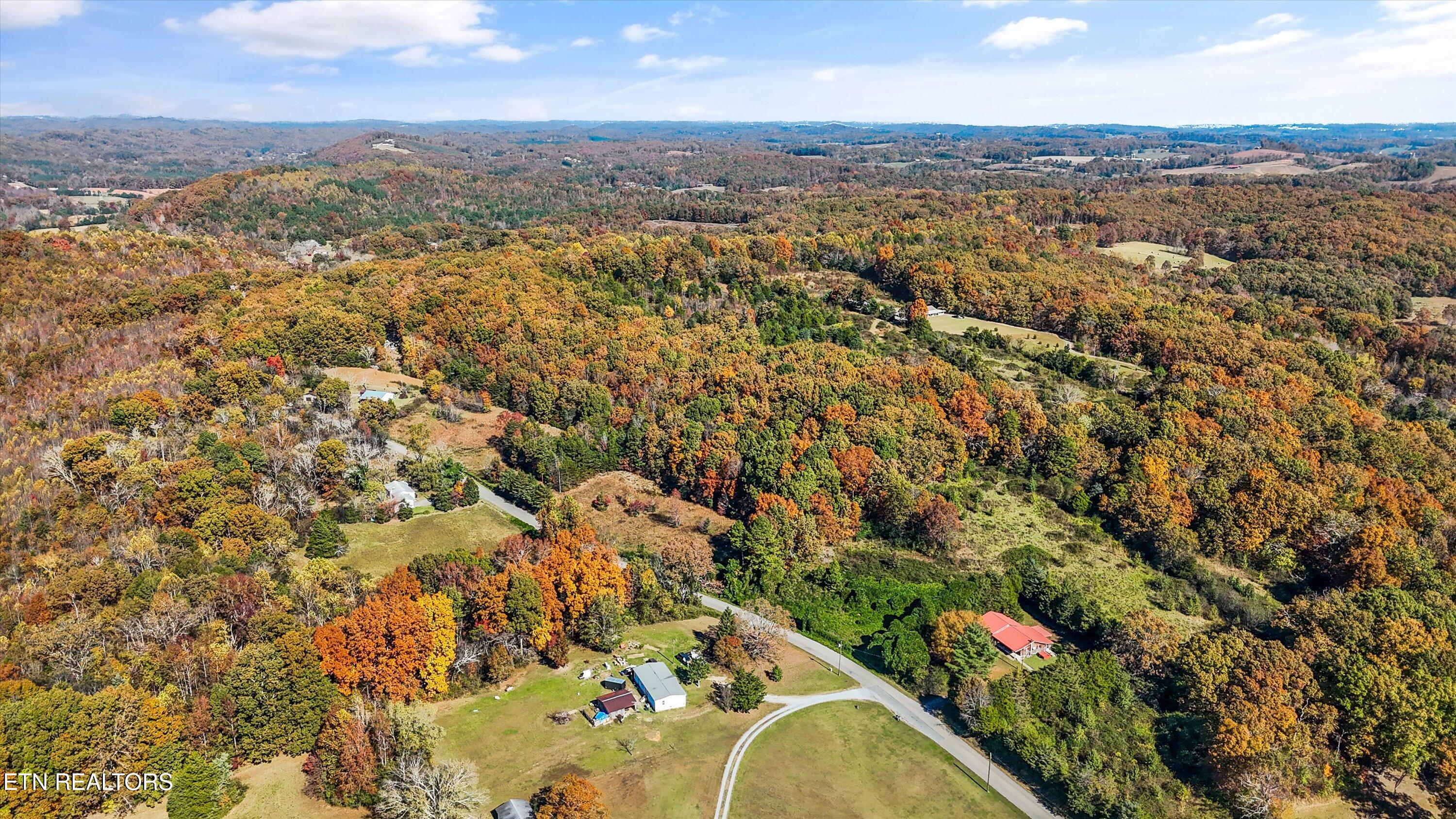 266 County Road 293 Philadelphia, TN 37846 - Photo 33 of 36 34-266 Co Rd 294 05