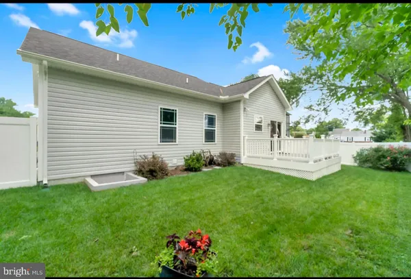 $2,850 | 106 Ridgeway Street, Fredericksburg, VA 22401