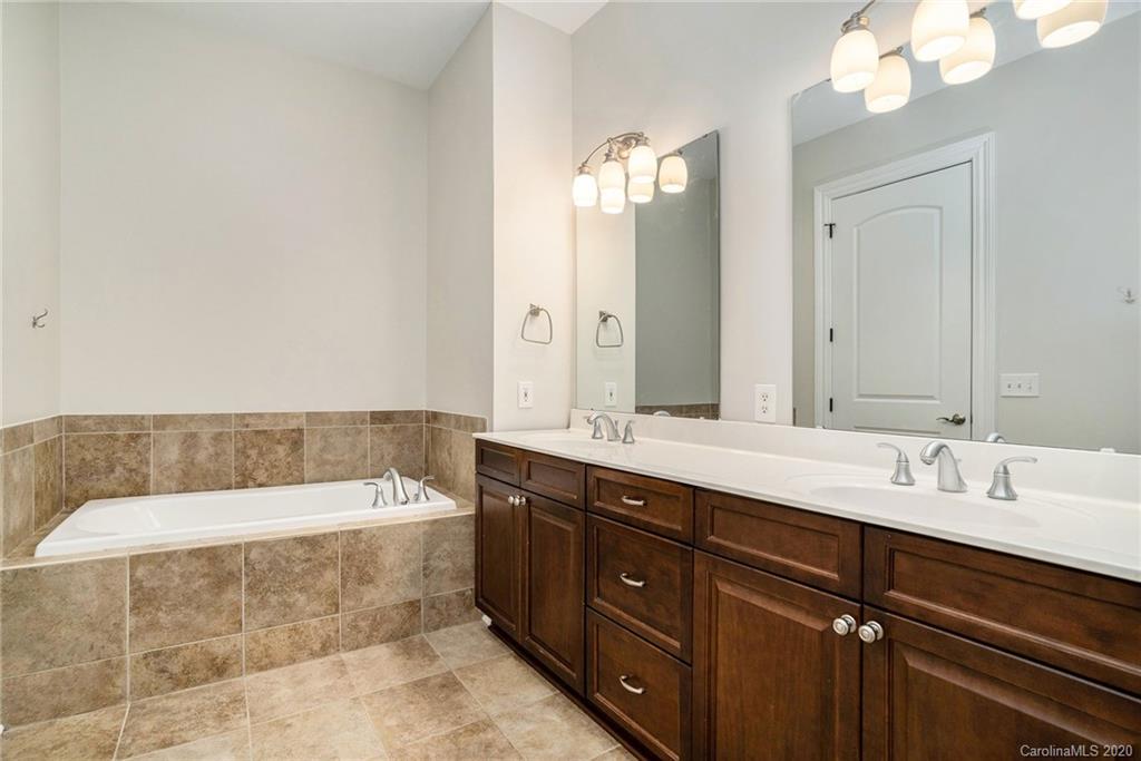 3268 Park Road Charlotte, NC 28209 - Photo 20 of 38