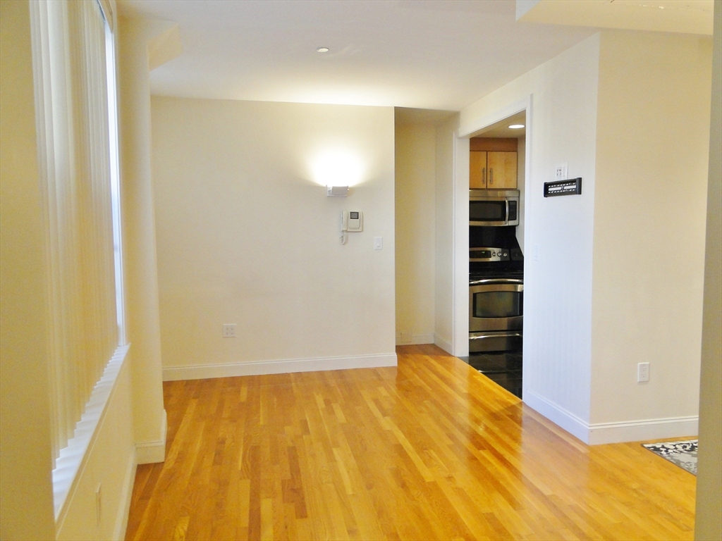 42 Beach St Unit 4D  