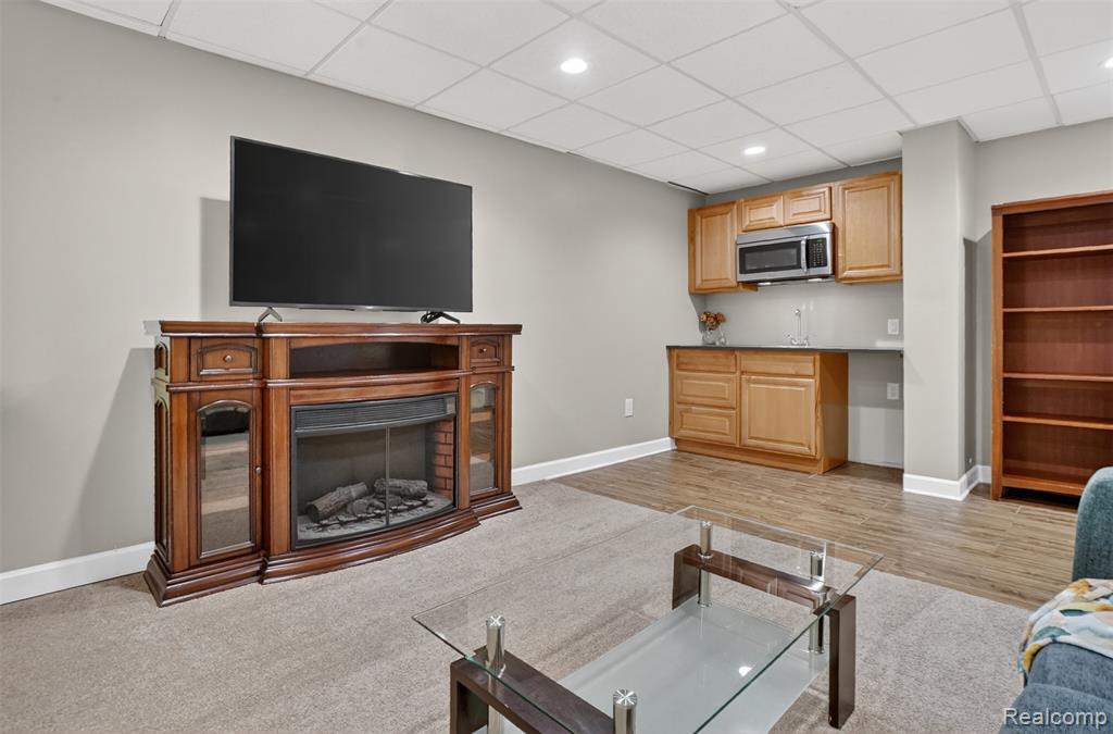 6182 Ledwin Drive Troy, MI 48098 - Photo 24 of 32
