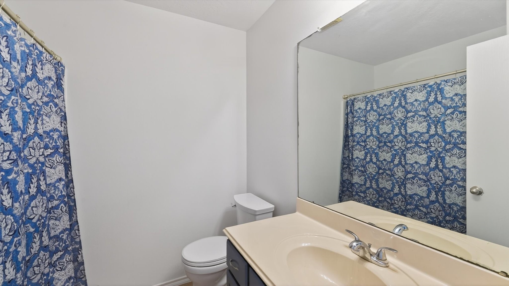 9747 Gulfstream Conroe, TX 77303 - Photo 11 of 37