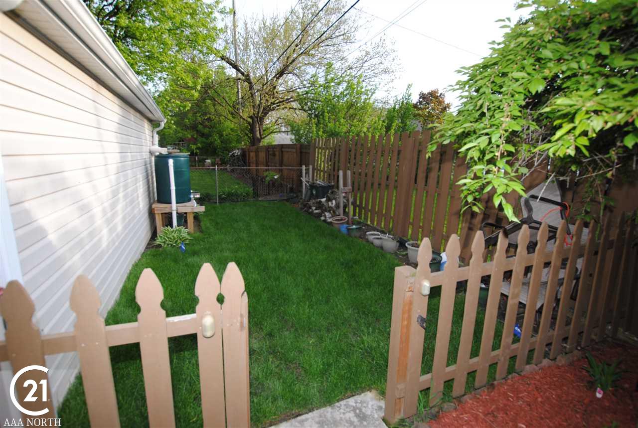 22851 Rausch Avenue Eastpointe, MI 48021 - Photo 31 of 33