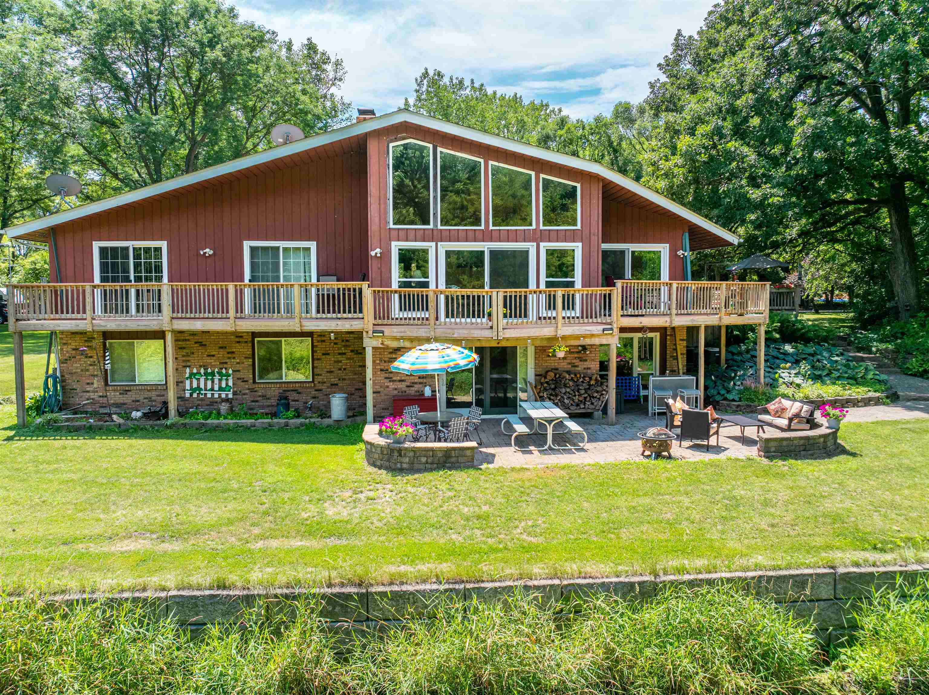 7502 Kishwaukee Road Stillman Valley, IL 61084 - Photo 4 of 85