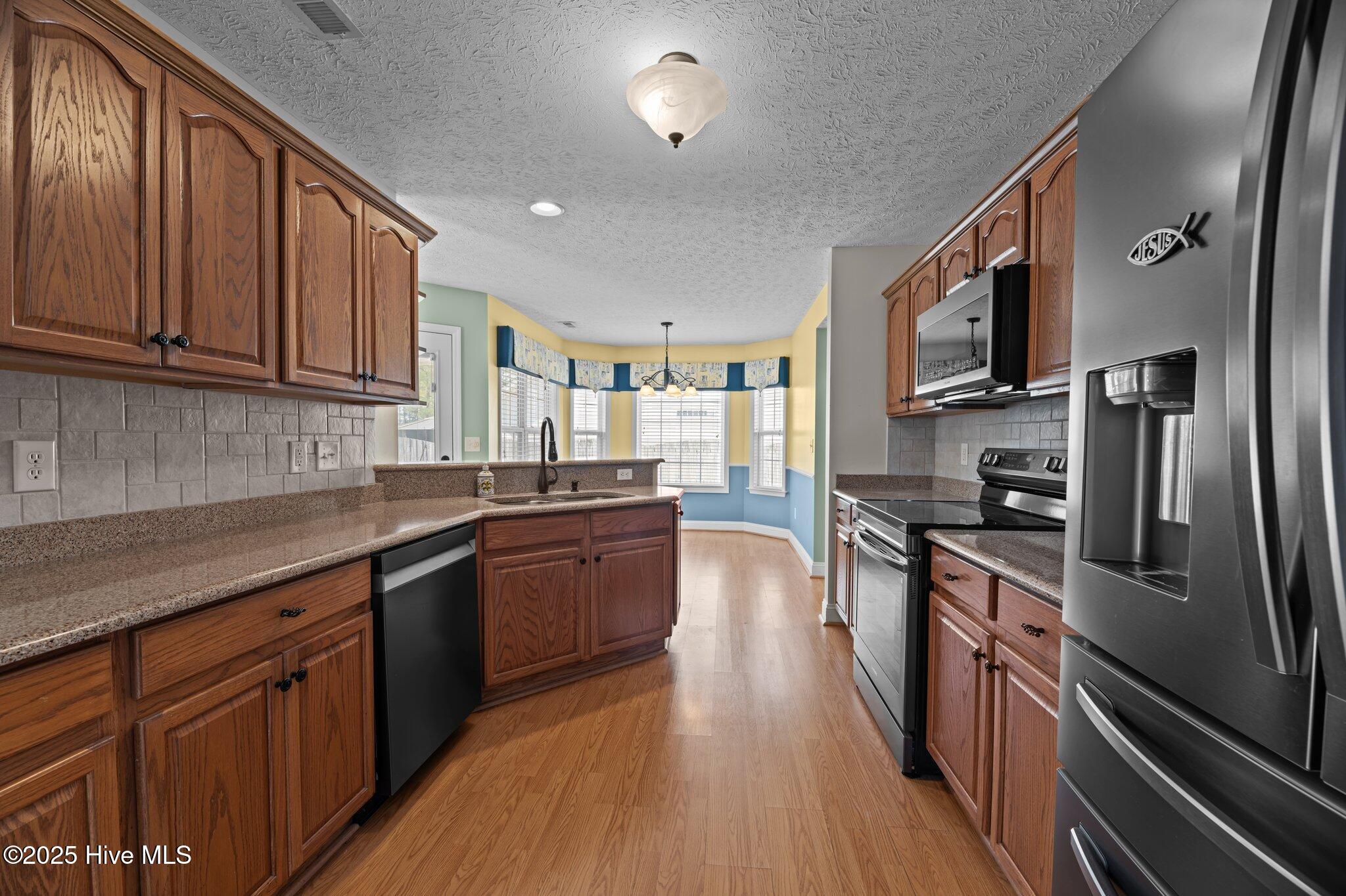 708 Sermons Boulevard Havelock, NC 28532 - Photo 14 of 44 14-web-or-mls-DSC_8127