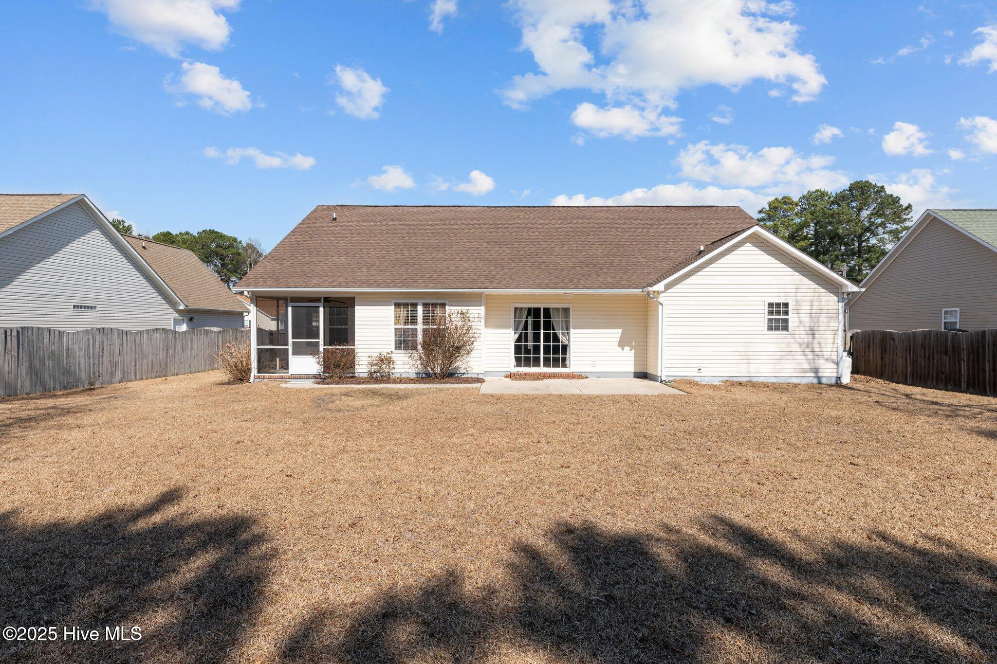 708 Sermons Boulevard Havelock, NC 28532 - Photo 38 of 44 37-web-or-mls-DSC_8174