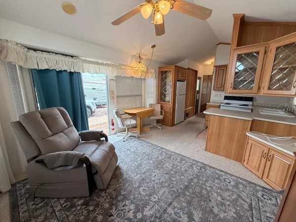 $900 | 125 East Gila Drive, Florence, AZ 85132