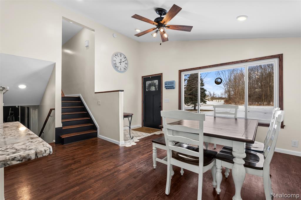 7067 West Stanley Road Flushing, MI 48433 - Photo 9 of 30 Gallery Image 9