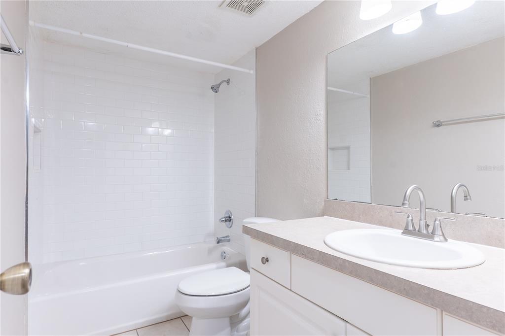 501 Southwest 75th Street, Unit D13 Gainesville, FL 32607 - Photo 24 of 36 Gallery Image 24