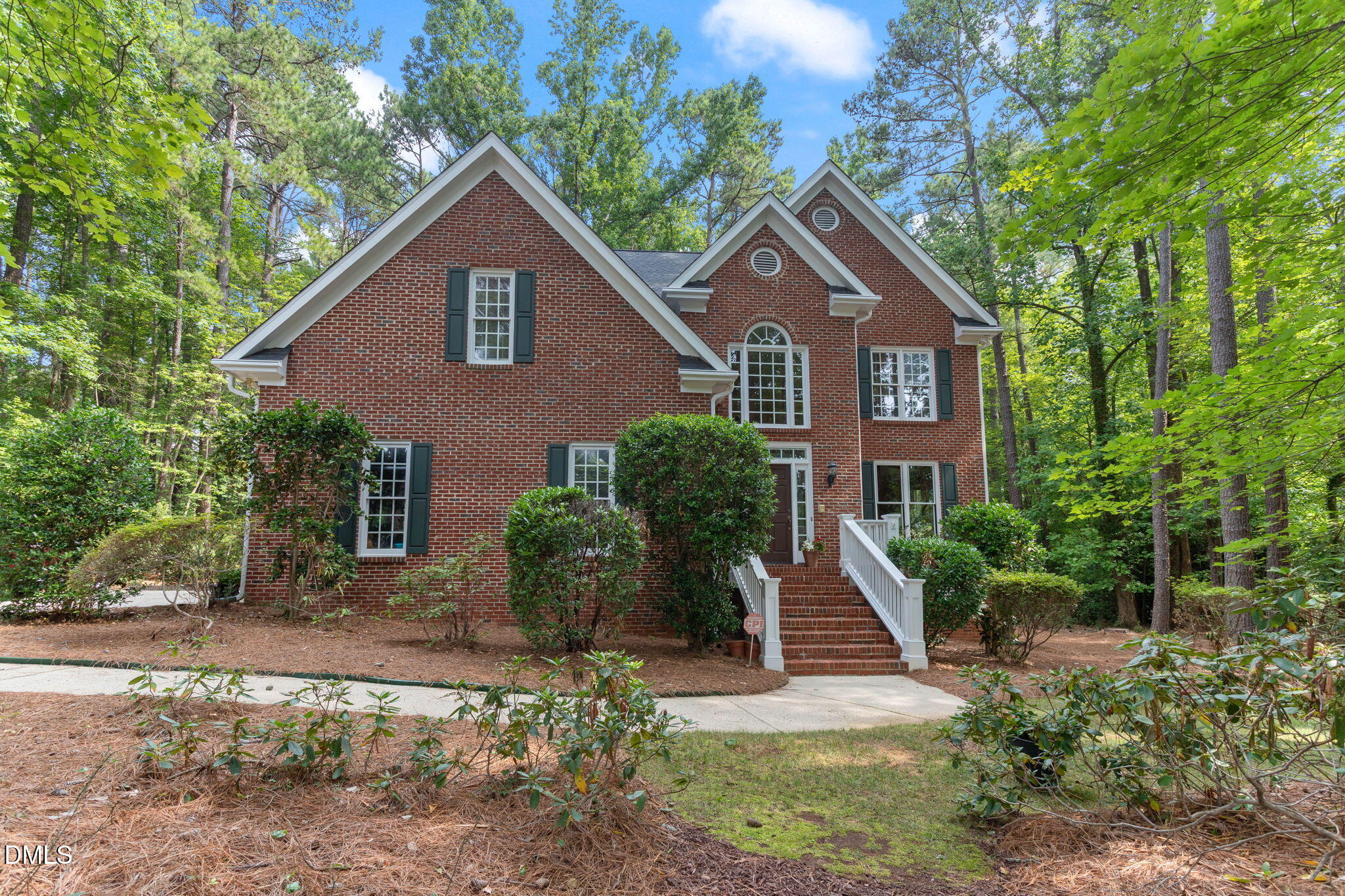 909 Oak Creek Road Raleigh, NC 27615 - Photo 3 of 61 5-web-or-mls-IMG_4464