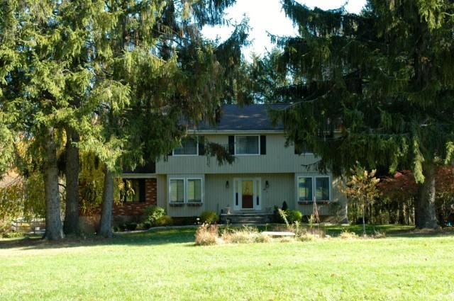 7 East Lake Road New Fairfield, CT 06812 - Photo 1 of 1 Gallery Image 1