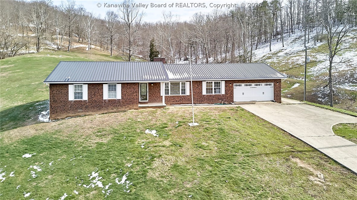1551 Garretts Bend Road Sod, WV 25564 - Photo 5 of 44 Gallery Image 5