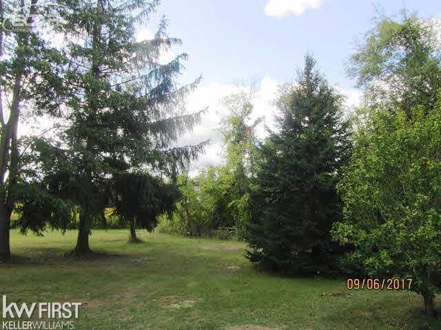 3076 Quick Road Holly, MI 48442 - Photo 31 of 33 21368961-30.JPG