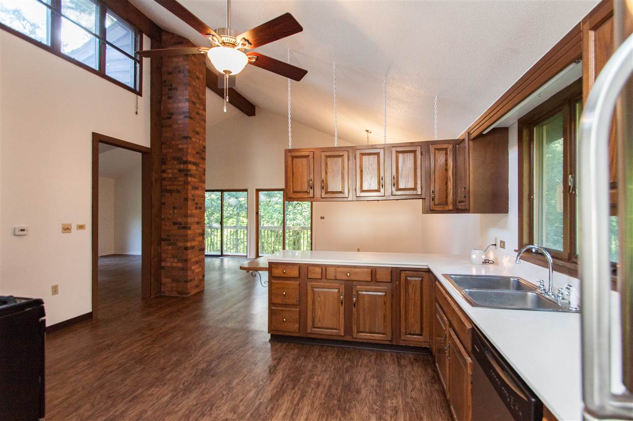 2570 Sugar Bottom Road Northeast Solon, IA 52333 - Photo 12 of 20 Gallery Image 12