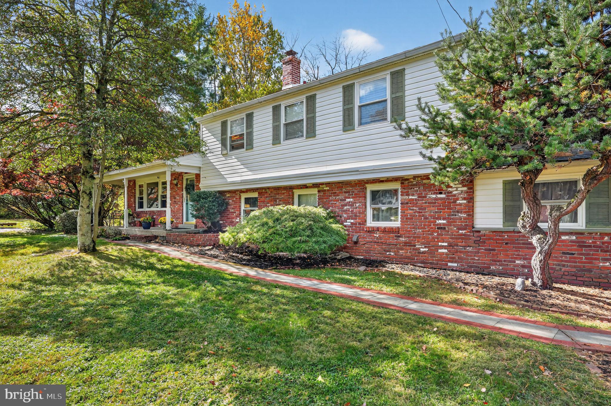 376 Meadowbrook Road North Wales, PA 19454 - Photo 2 of 28 Gallery Image 2