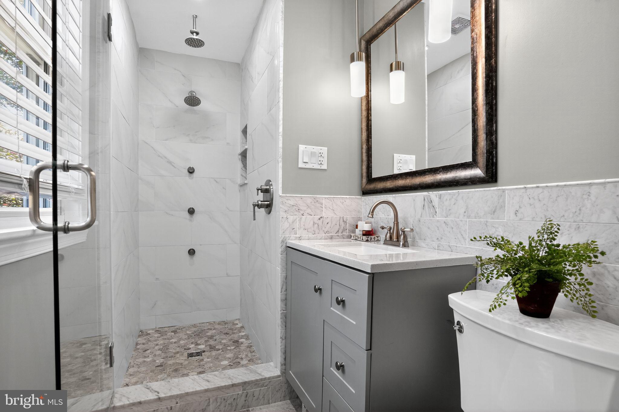 376 Meadowbrook Road North Wales, PA 19454 - Photo 21 of 28 Master Bath