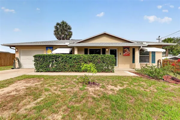 $295,000 | 512 Highland Drive, Eustis, FL 32726