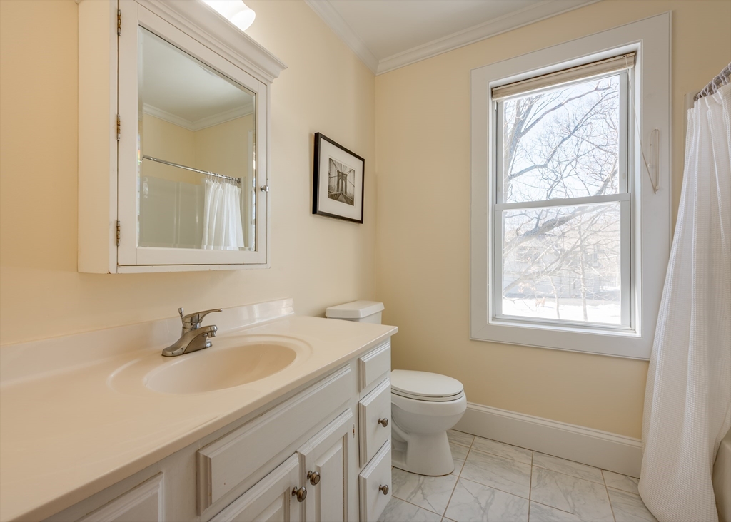 94 Phillips Avenue Rockport, MA 01966 - Photo 18 of 38