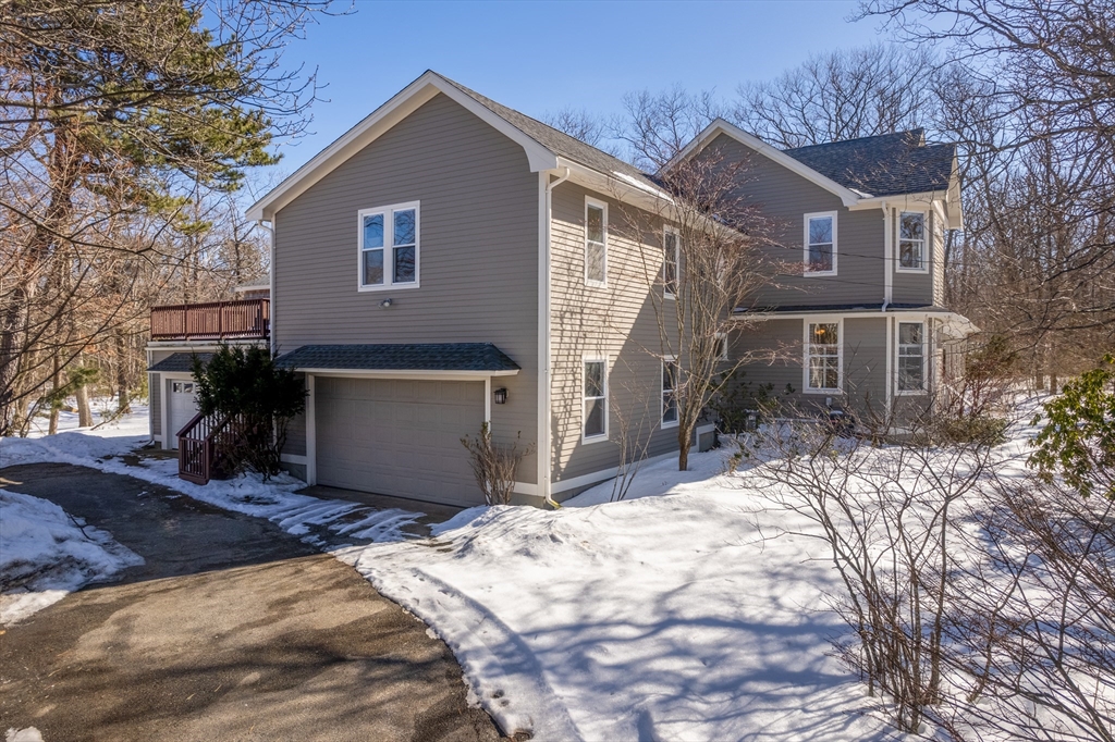 94 Phillips Avenue Rockport, MA 01966 - Photo 3 of 38