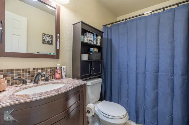 $170,000 | 733 South Crockett Drive, Abilene, TX 79605