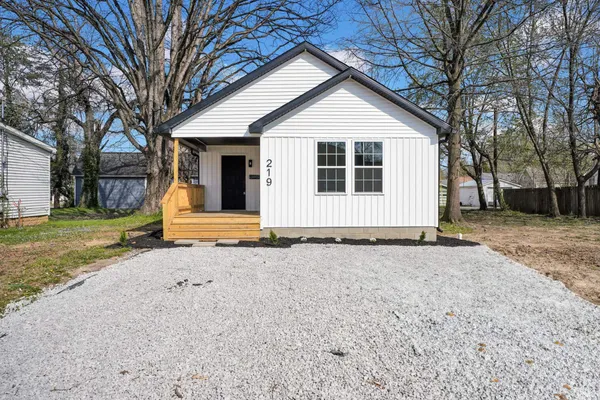 $189,900 | 219 North Rotherwood Avenue, Evansville, IN 47711
