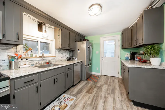 $275,000 | 302 West 8th Street, Lansdale, PA 19446