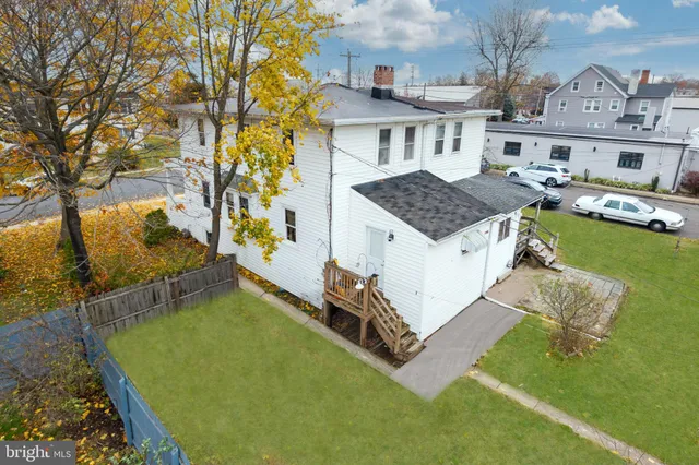 $275,000 | 302 West 8th Street, Lansdale, PA 19446