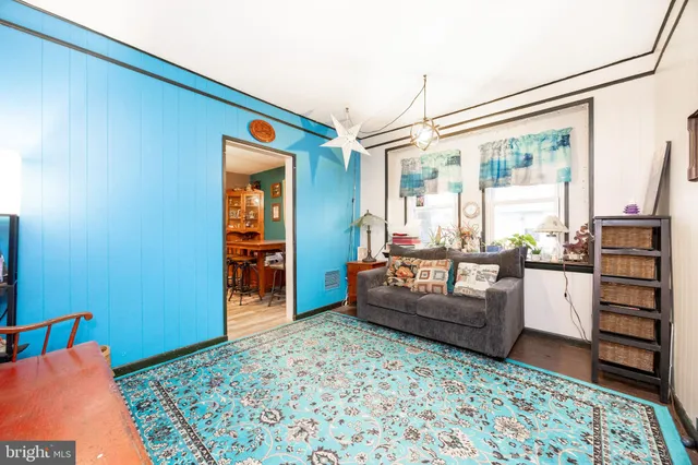 $275,000 | 302 West 8th Street, Lansdale, PA 19446