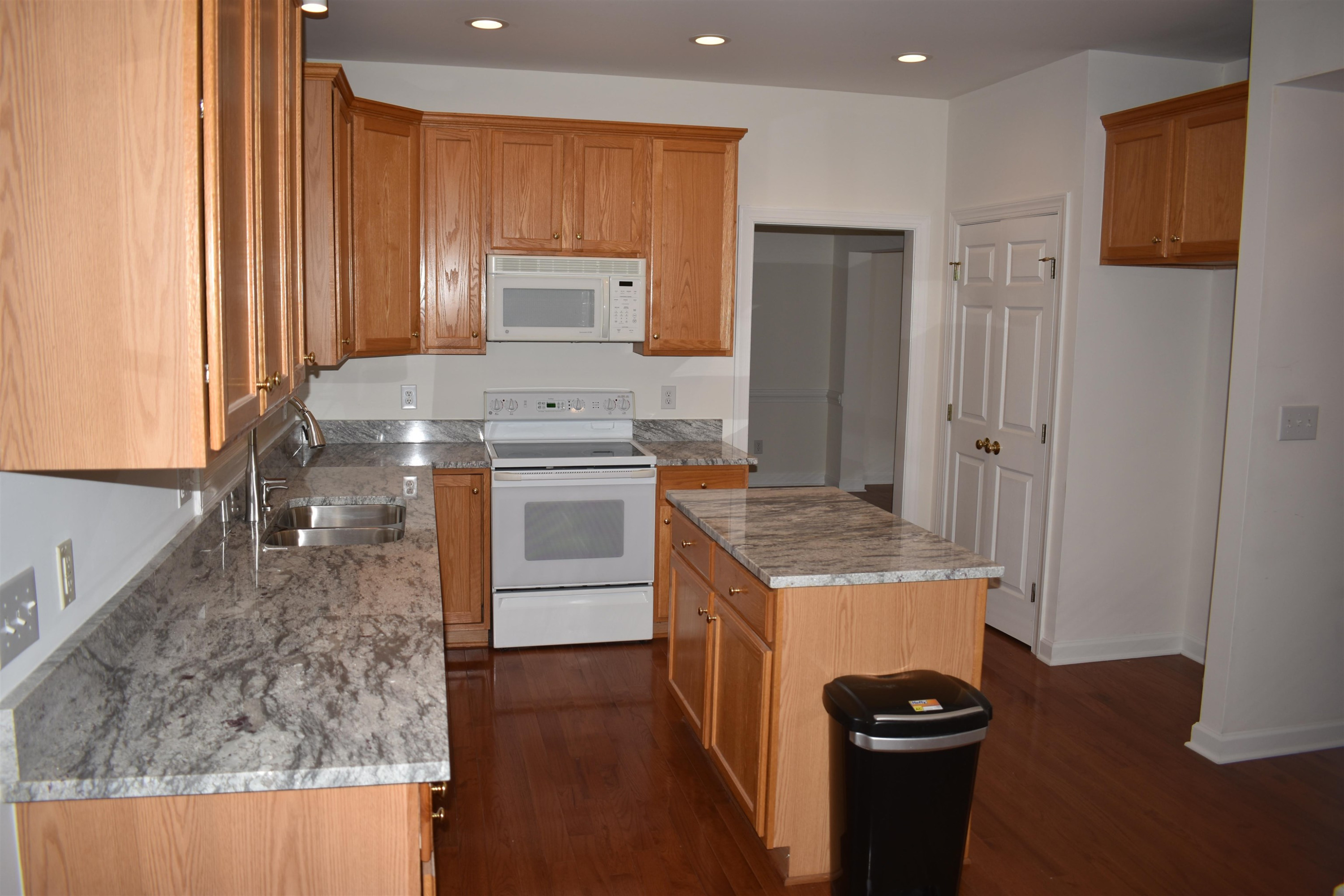 1504 Wood Spring Court Raleigh, NC 27614 - Photo 7 of 17 Kitchen