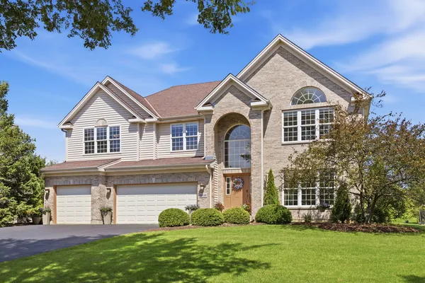 $720,000 | 3630 White Deer Drive, Algonquin, IL 60102