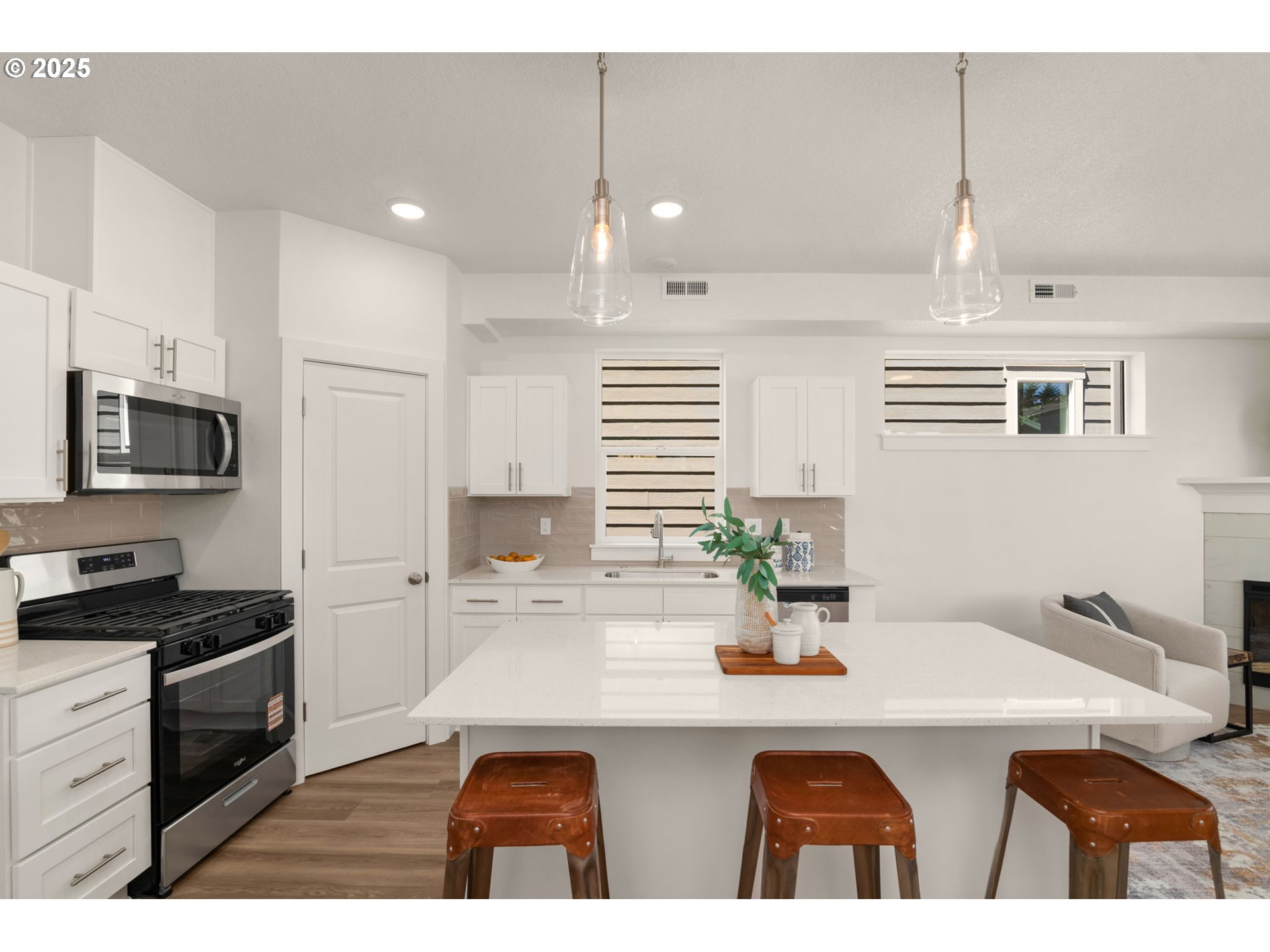 18989 Southwest Hazelwood Lane, Unit L2 Beaverton, OR 97078 - Photo 11 of 26