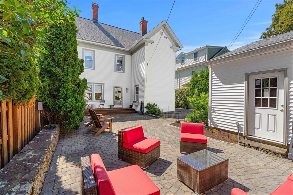 138 Lothrop Street Beverly, MA 01915 - Photo 40 of 42
