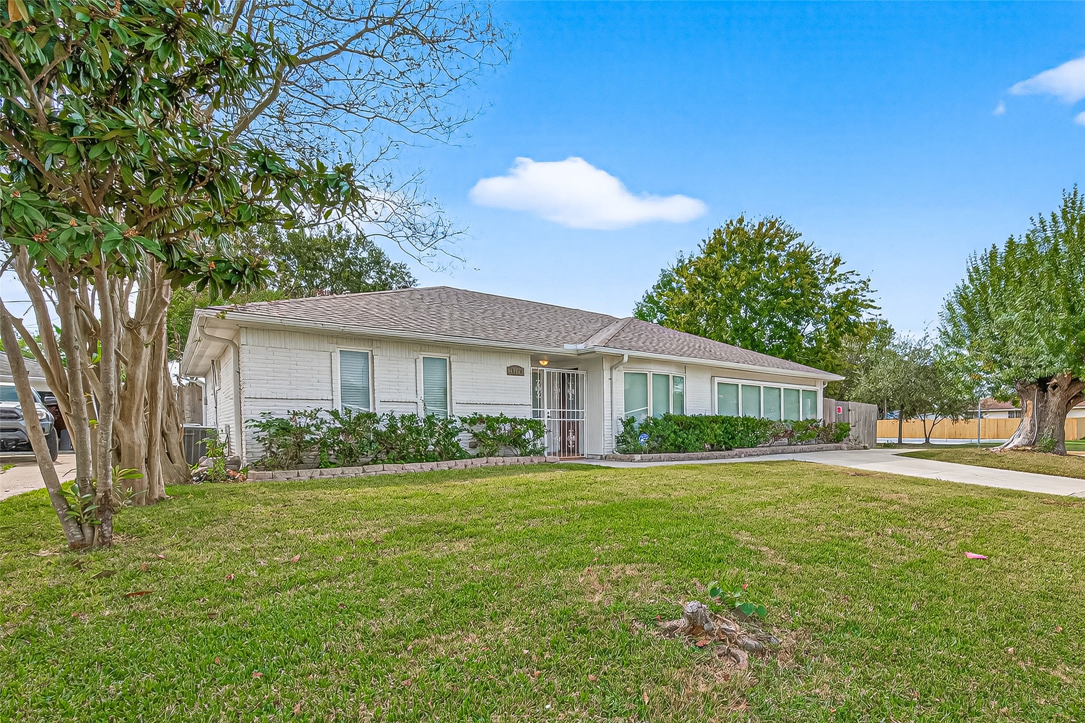 10823 Sandstone Street Houston, TX 77072 - Photo 2 of 43