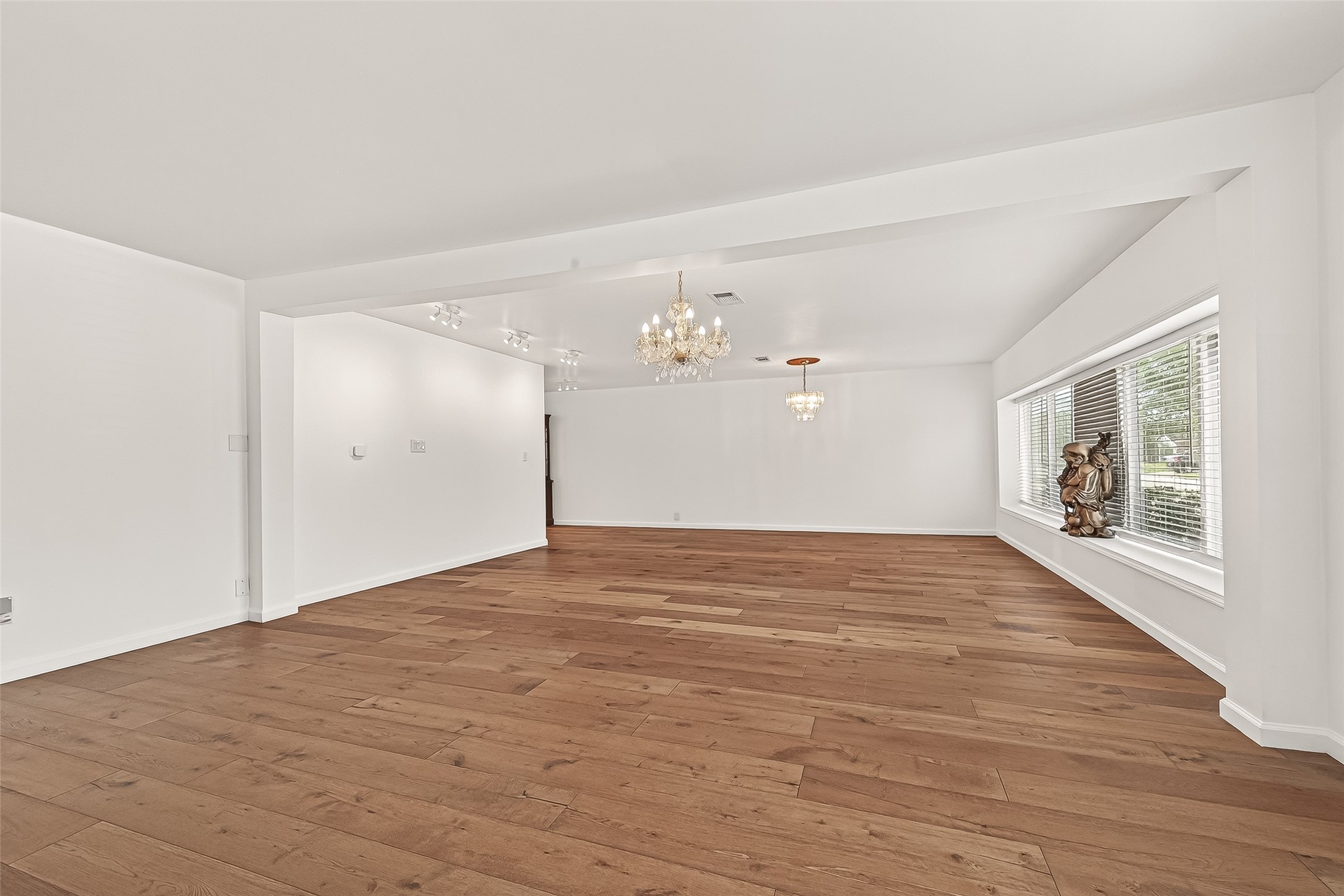 10823 Sandstone Street Houston, TX 77072 - Photo 8 of 43