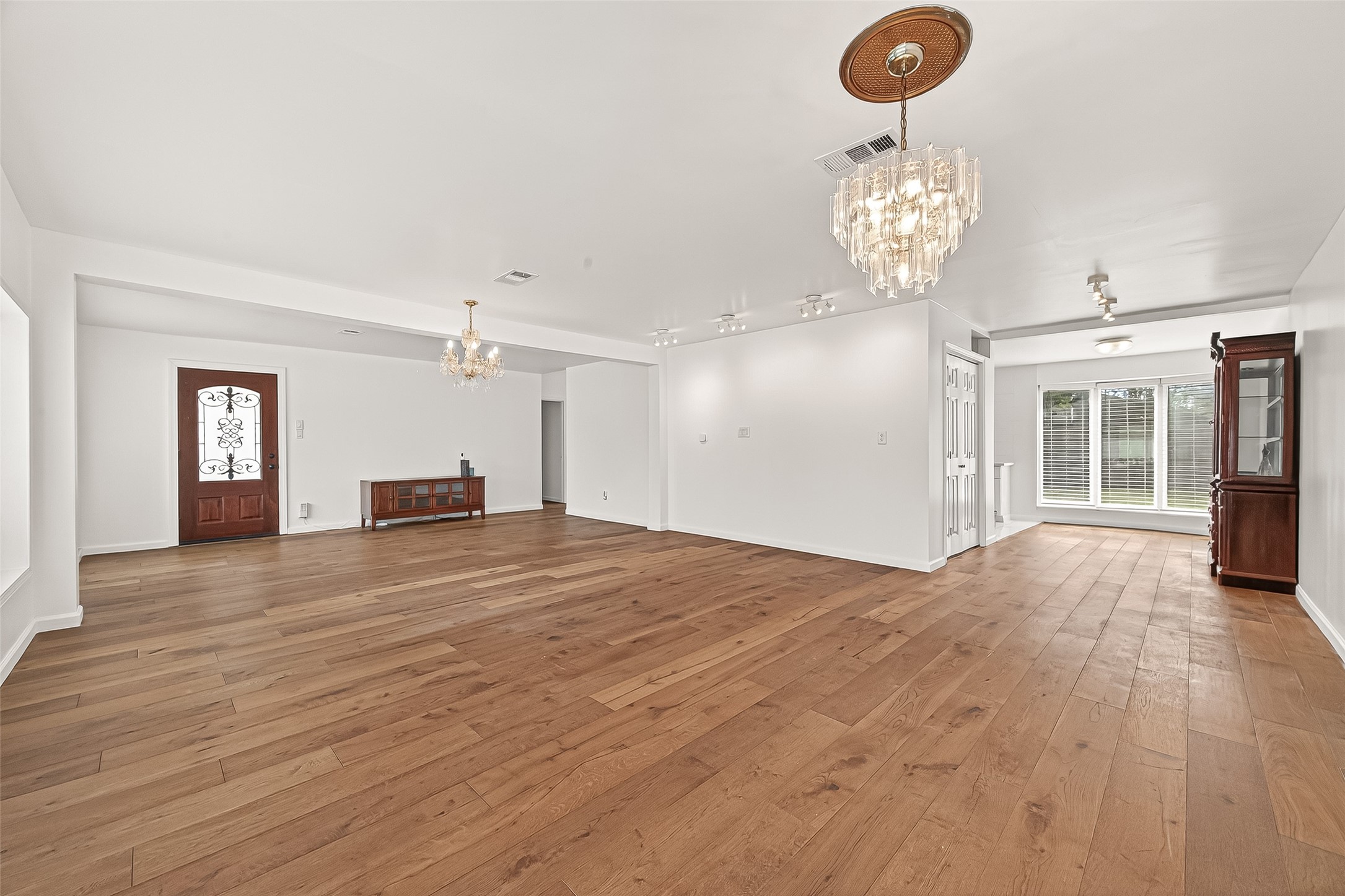 10823 Sandstone Street Houston, TX 77072 - Photo 9 of 43