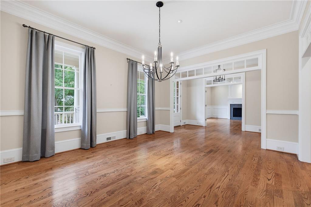 4812 Ridgeview Road Atlanta, GA 30338 - Photo 6 of 39 Gallery Image 6