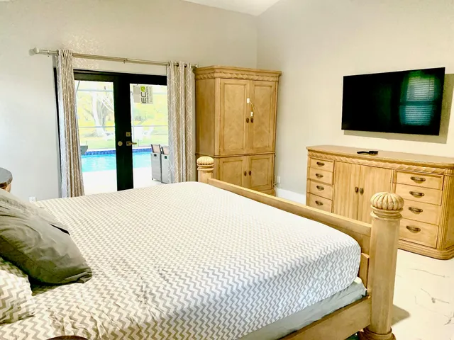 $8,500 | 13710 Callington Drive, Wellington, FL 33414