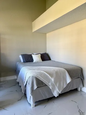 $7,500 | 13710 Callington Drive, Wellington, FL 33414