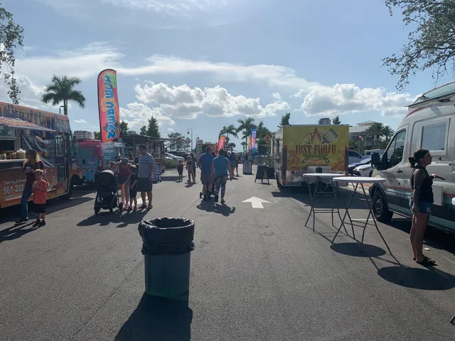 $7,500 | 13710 Callington Drive, Wellington, FL 33414