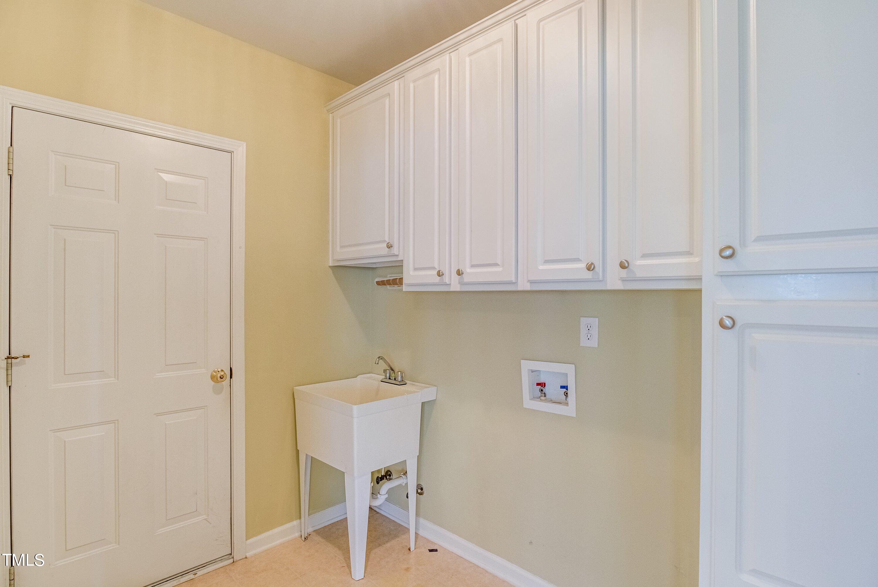 104 Beckford Road Cary, NC 27518 - Photo 26 of 52 44-104-Beckford-50