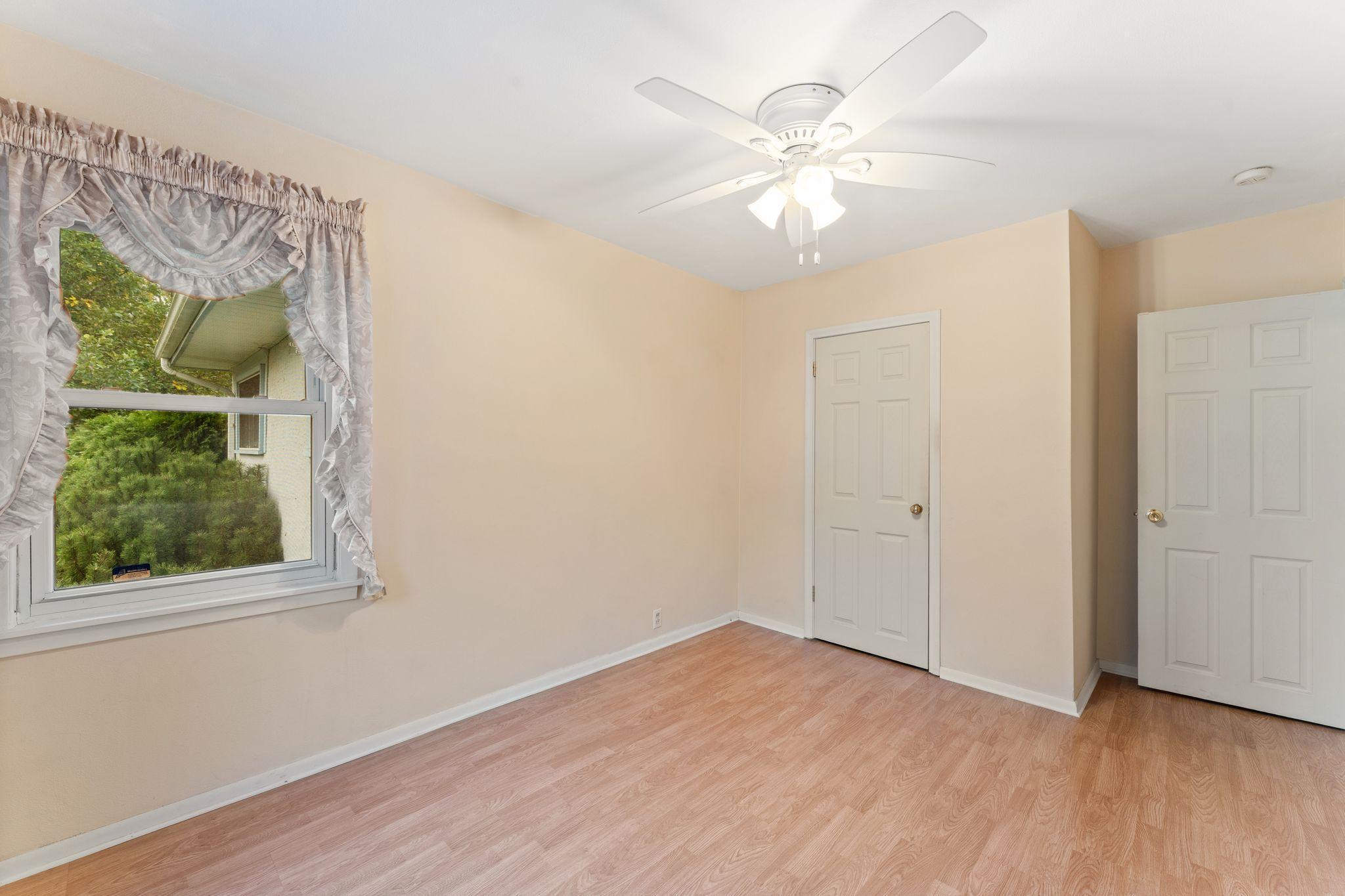 1740 English Street Maplewood, MN 55109 - Photo 7 of 20